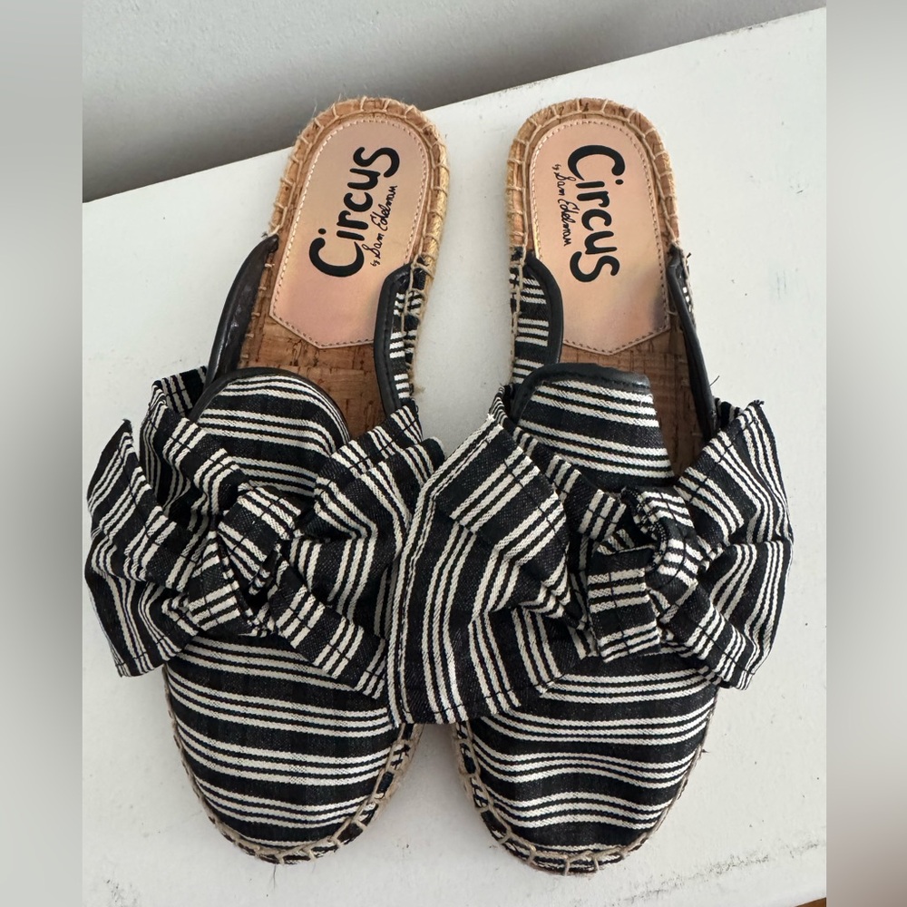 Circus by Sam Edelman Black and White Striped espadrilles slip ons shoes size 7